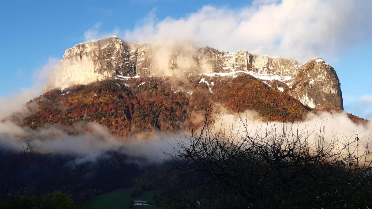 Le Gite De La Maison Soleil, Entre Lac Et Montagne Alex Exterior foto